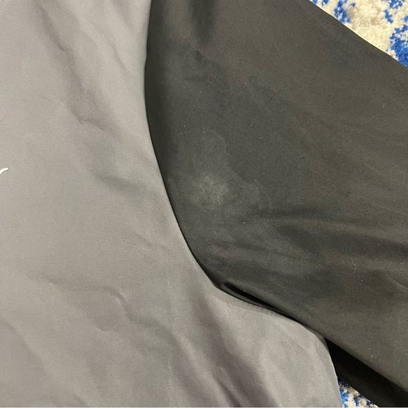 Black and Grey Lightweight Rain Jacket - Picture 5 of 6